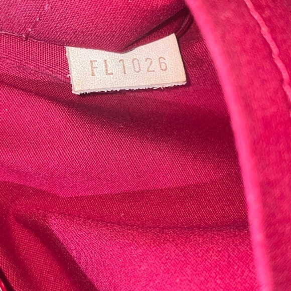 Louis Vuitton Brentwood tote - Picture 4 of 8